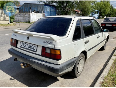2951 МОС, Volvo 440