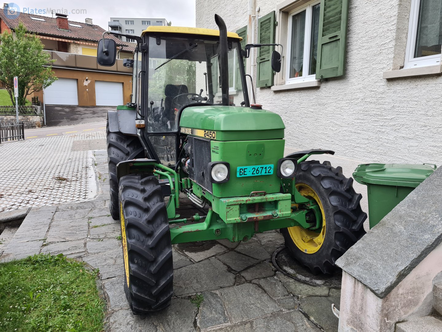 BE 26712, John Deere 2000-Series 