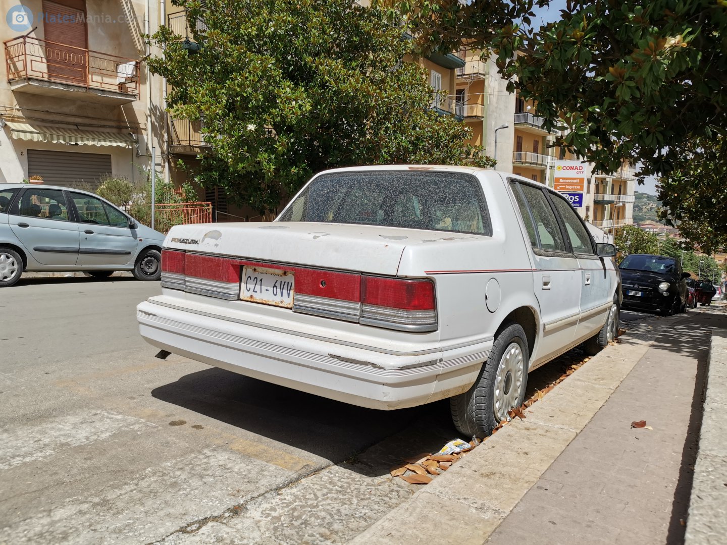 C21 6VV, Plymouth Acclaim 1st gen (AA-body), 1989–1994