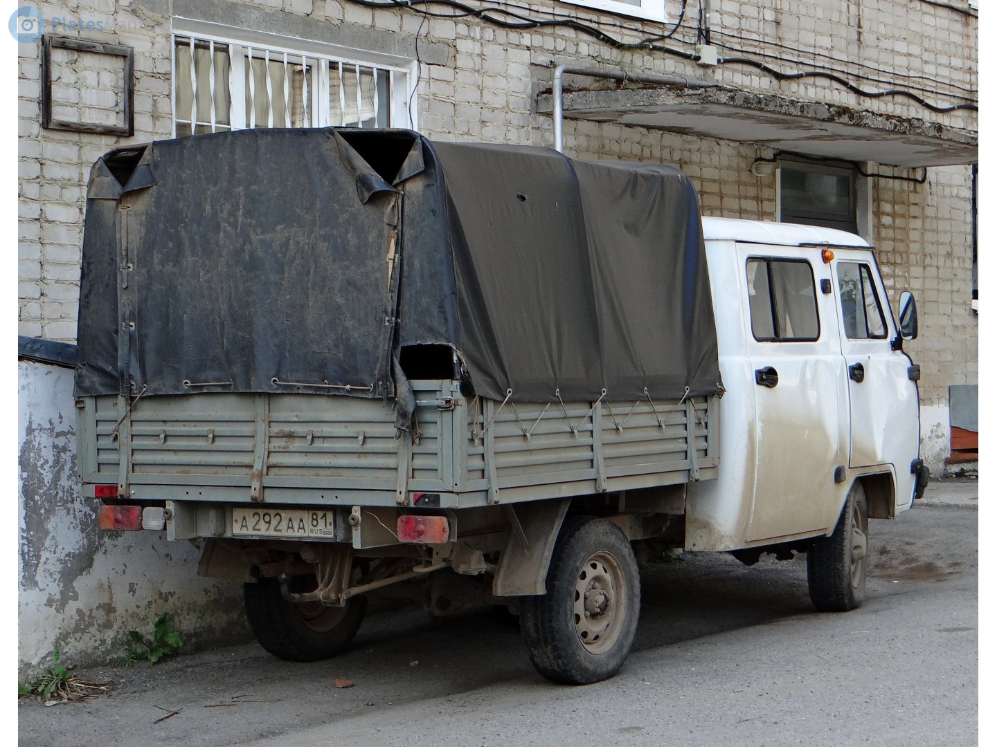 а 292 аа 81, UAZ 452 39091/39094 Double-Cab Truck, 1994–