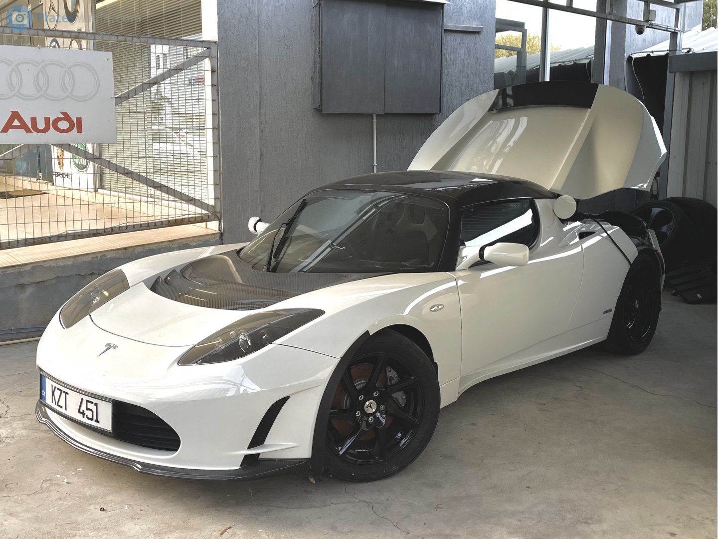 KZT 451, Tesla Roadster 1st gen, 2008–2012