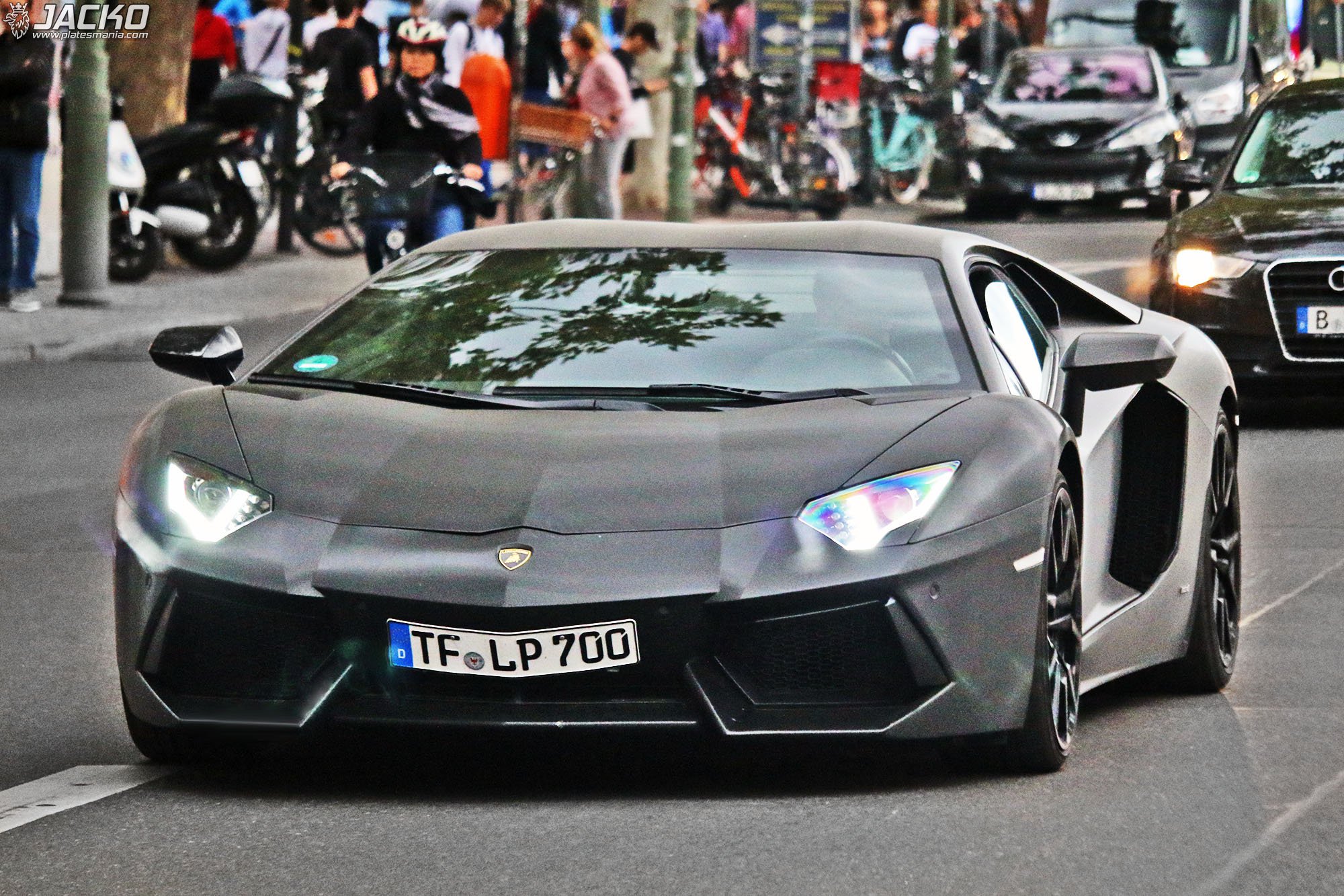 TF LP 700, Lamborghini Aventador LP700-4, 2011–2016