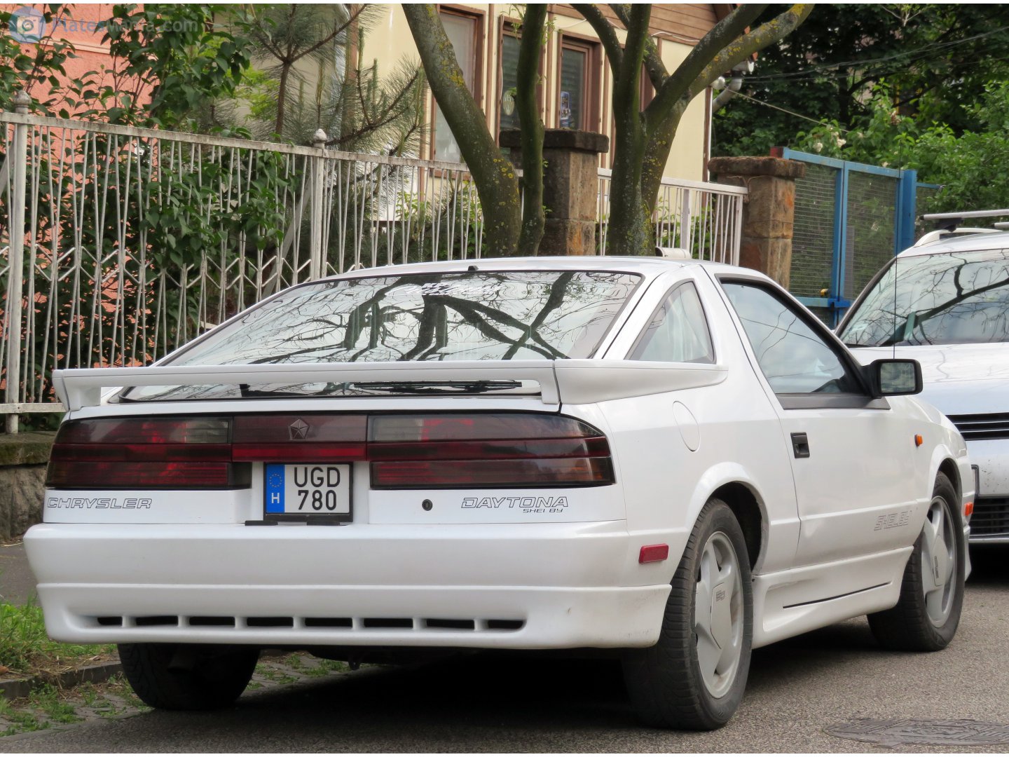 UGD-780, Chrysler Daytona 1st gen (G-body), facelift, 1991–1993