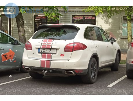 VC-2, Porsche Cayenne