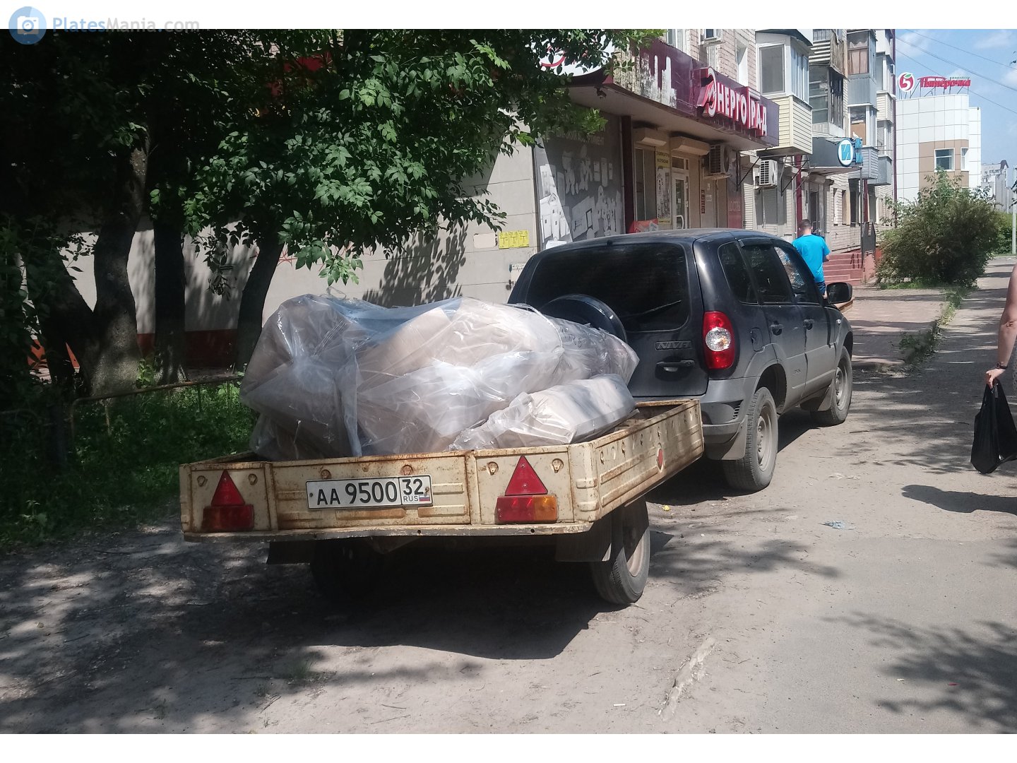 аа 9500 32, BAZ (BZKT) 8142 