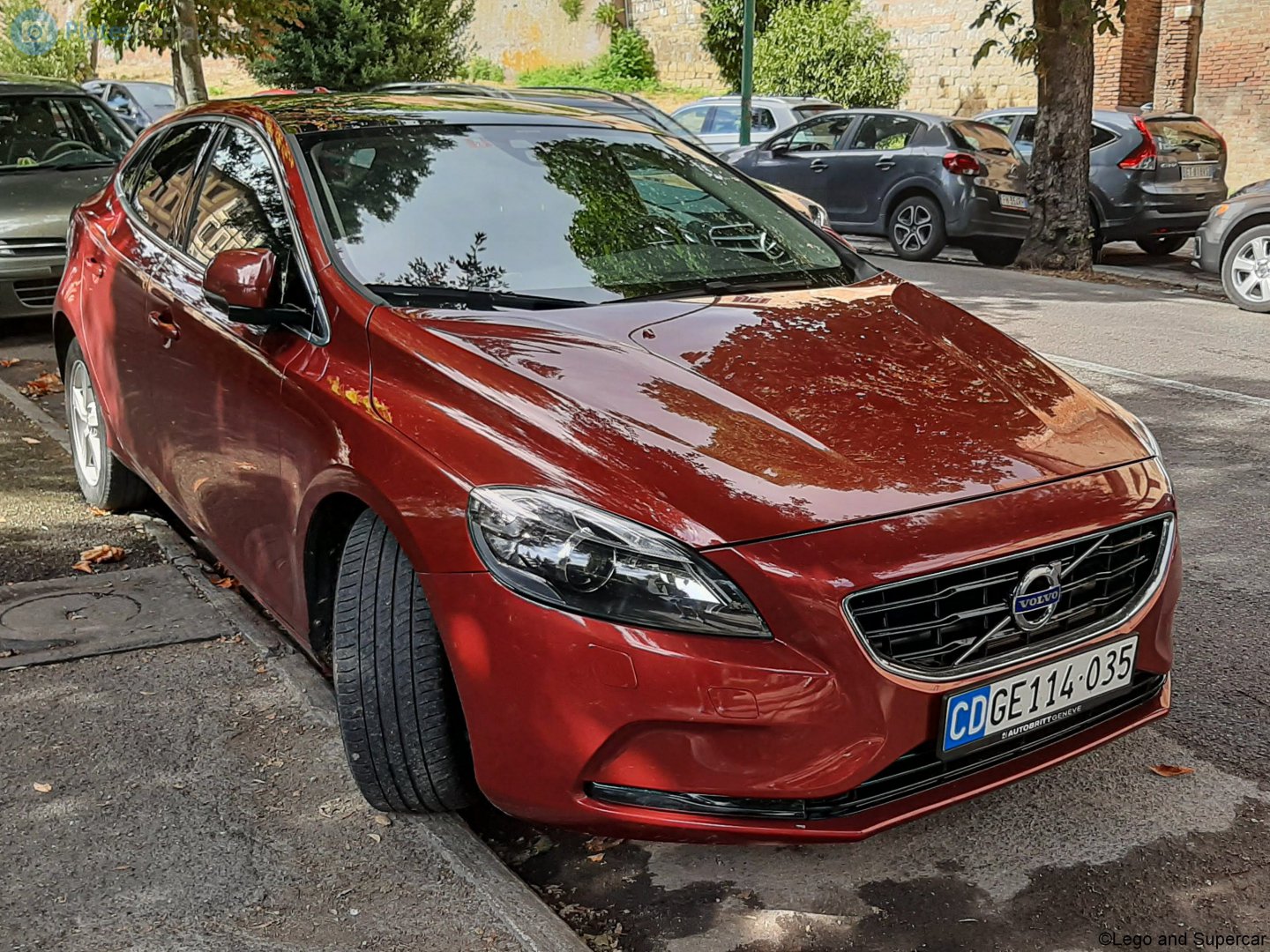 CD GE 114-035, Volvo V40 2nd gen (526), 2013–2019