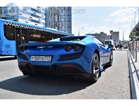 р100те777, Ferrari F8