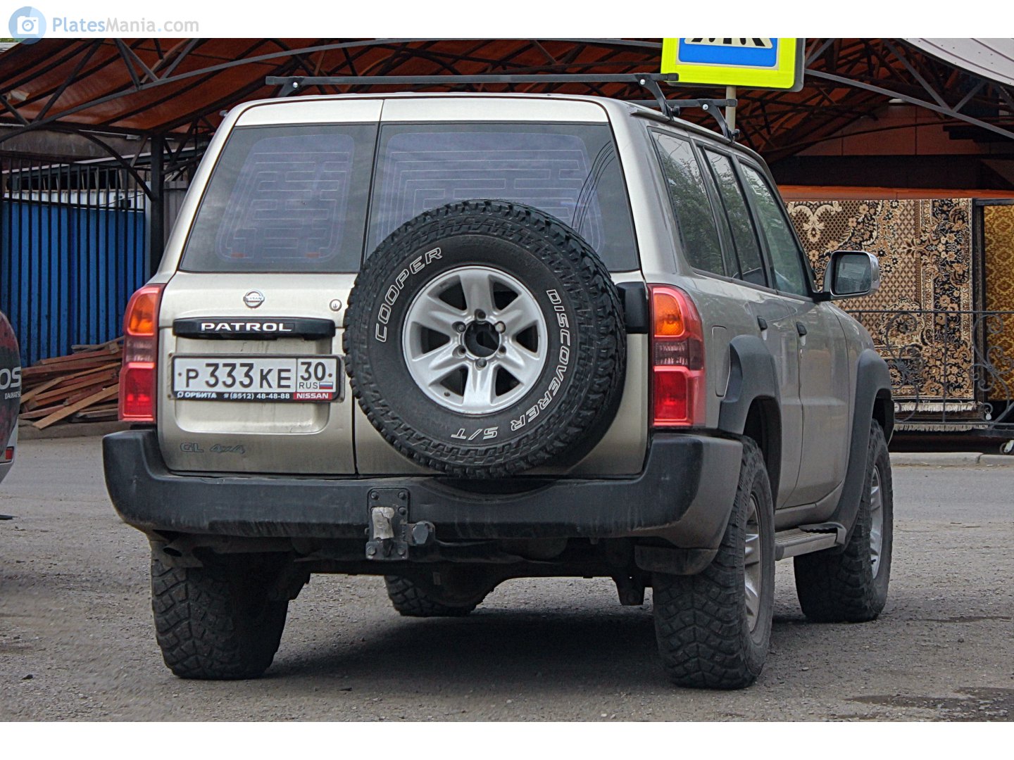 р 333 ке 30, Nissan Patrol 