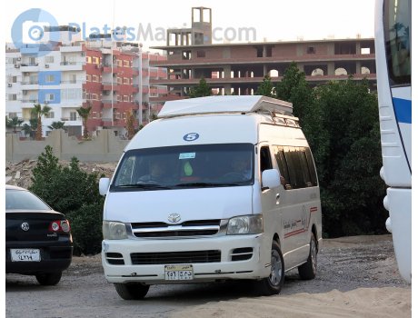 ‎٢٥٦‎ ‎ف م ج‎, Toyota HiAce