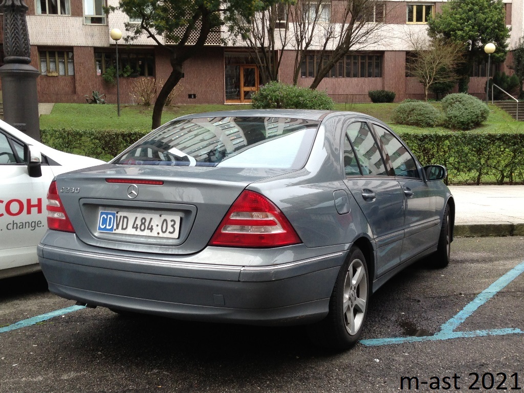 CD VD 484-03, Mercedes-Benz C-Klasse 2nd gen Sedan (W203), 2000–2007