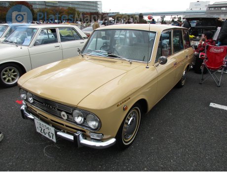 足立 54 た 2667, Datsun Bluebird