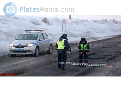 о 0100 74, Renault Logan