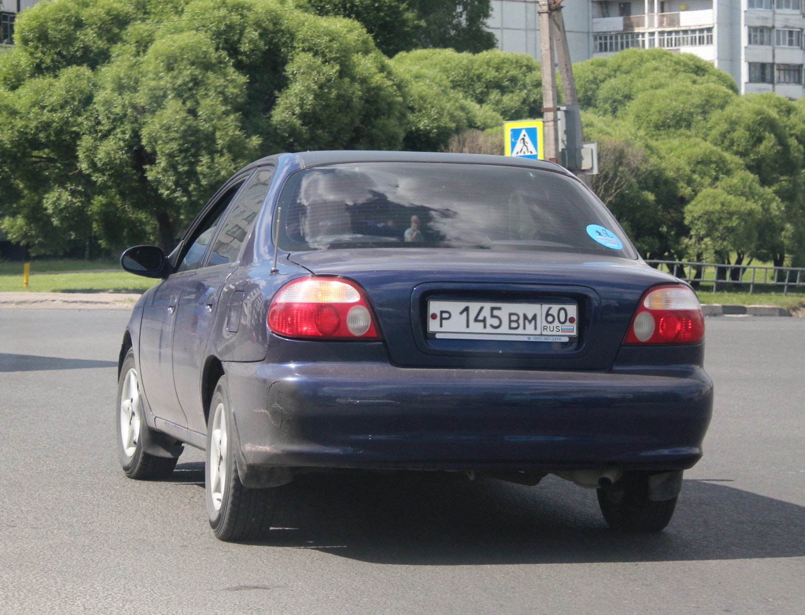 р 145 вм 60, Kia Sephia 2nd gen Sedan (S-II), 1997–2001
