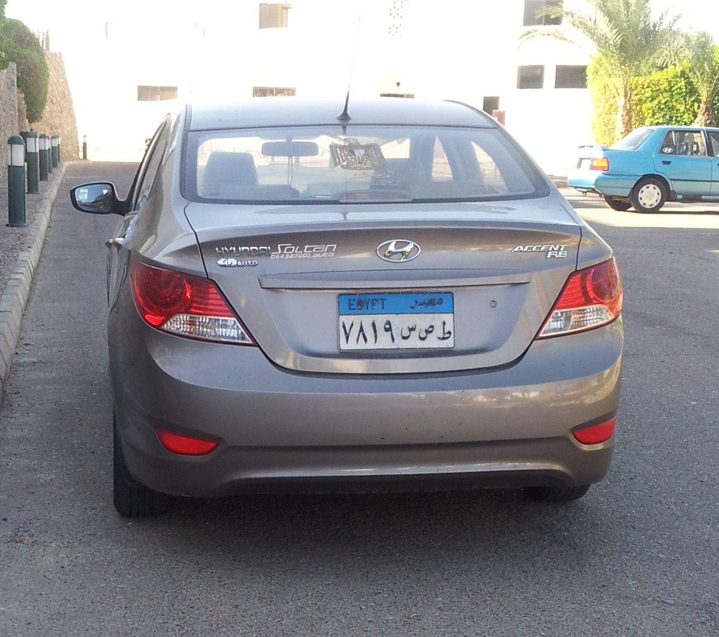 ٧٨١٩ سصط, Hyundai Accent 4th gen Sedan (RB), 2010–2019