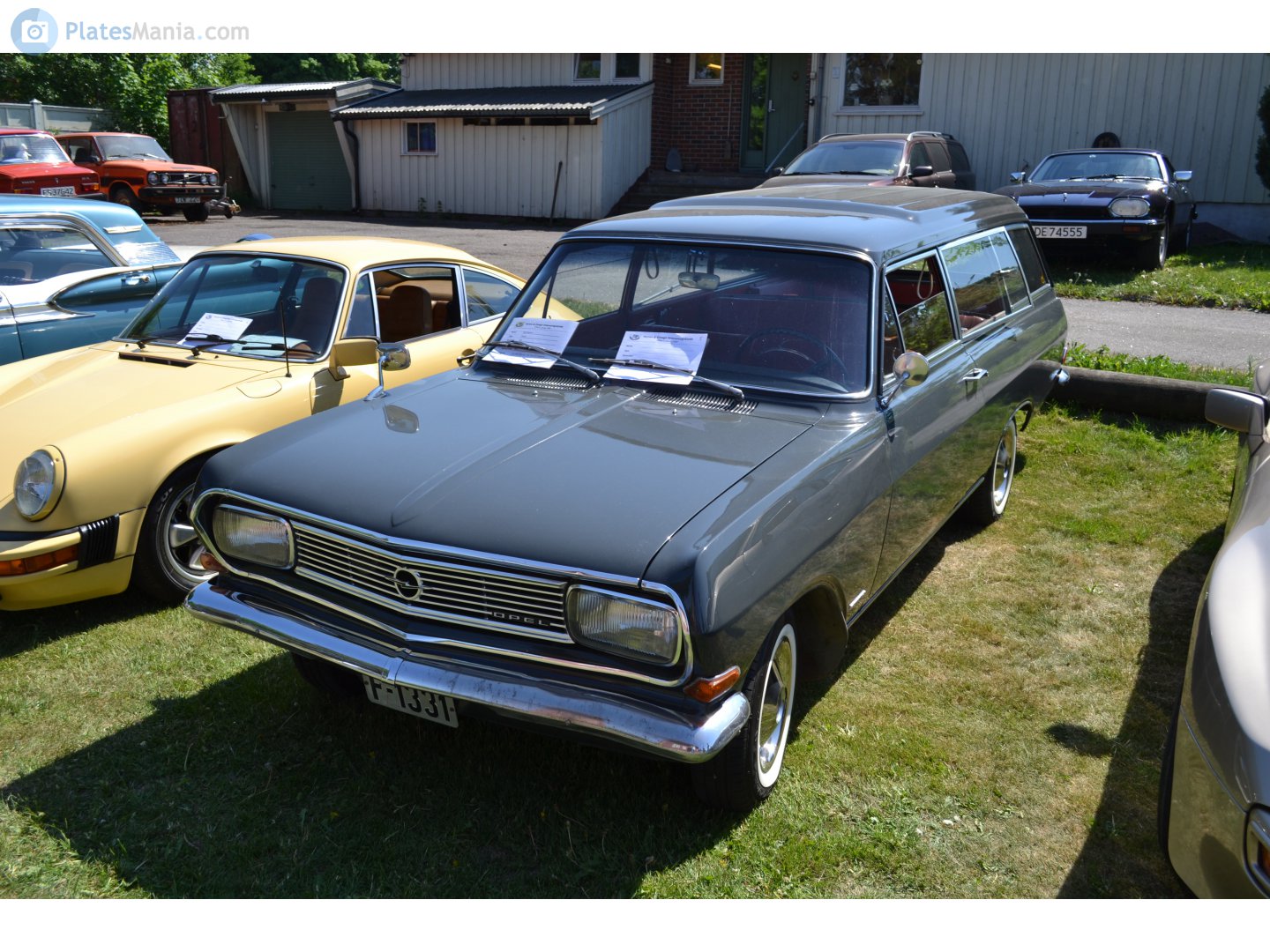 F-1331, Opel Rekord 2nd gen Caravan (B), 1965–1966
