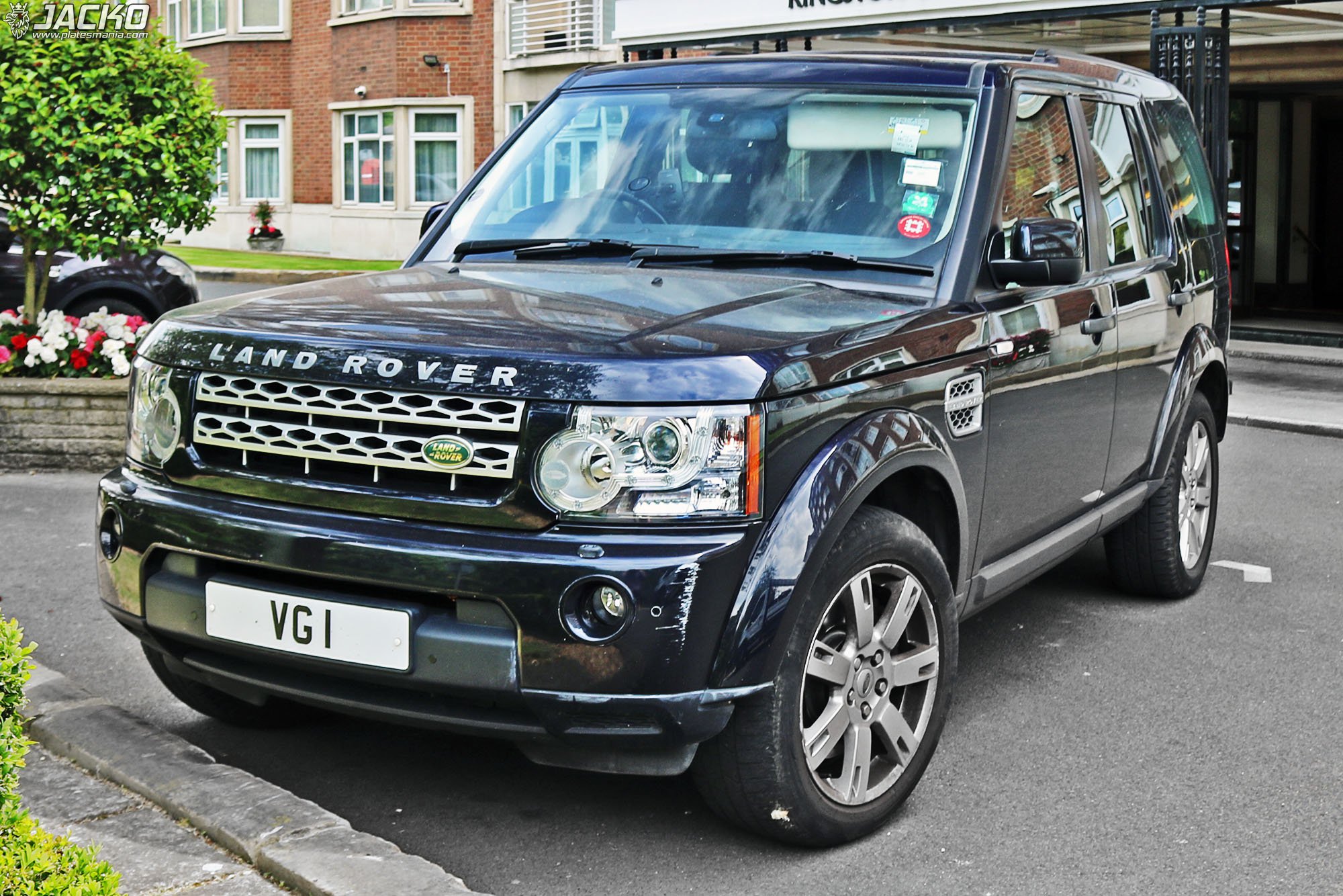 VG1, Land Rover Discovery 4th gen (LR4) (L319), 2009–2016