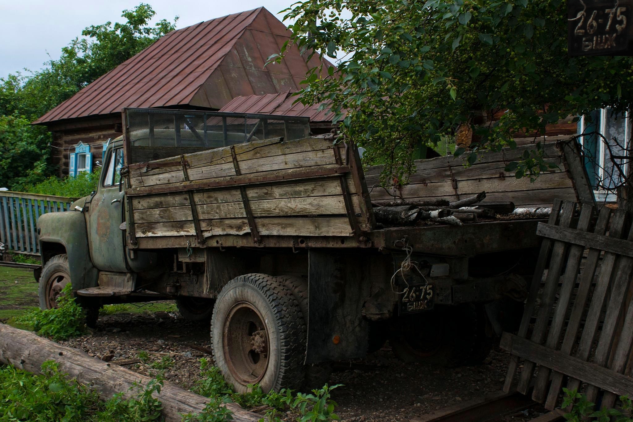 2675 БШЖ, GAZ 52/53 