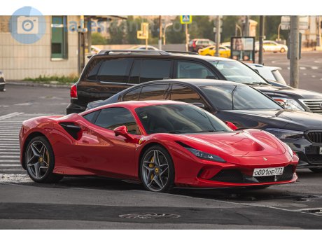 о001ое777, Ferrari F8