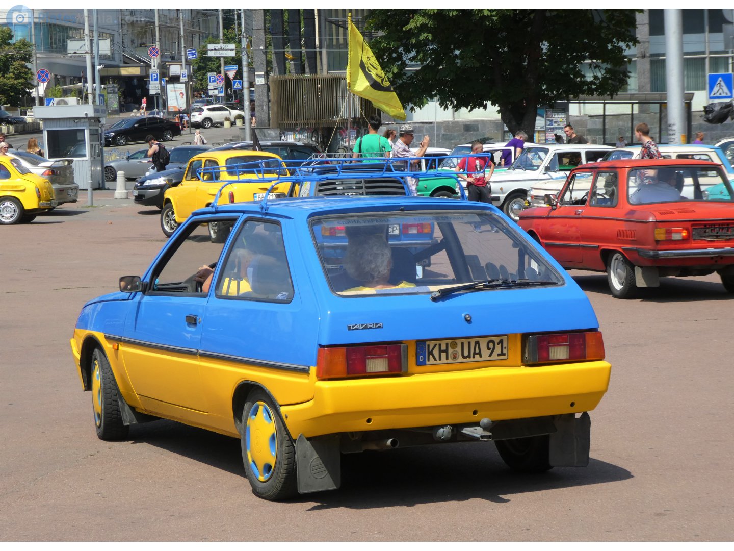 KH UA 91, ZAZ 1102 1102 Таврия (Tavria) Hatch, 1987–2007