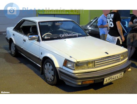 а954ех28, Nissan Bluebird