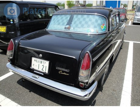 名古屋 5 そ 121, Nissan Cedric