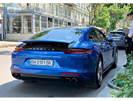 BA 0101 BK, Porsche Panamera