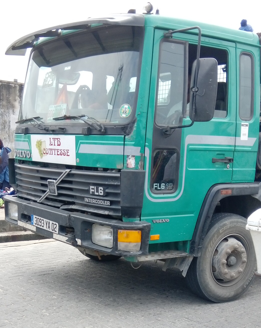 3093 YA 02, Volvo FL 1st gen, 1985–2000