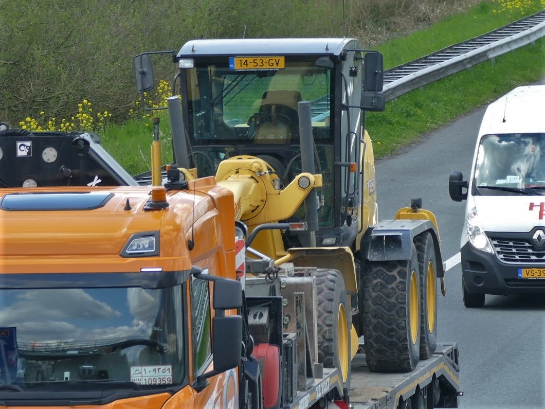 14-53-GV, New Holland F-Series 