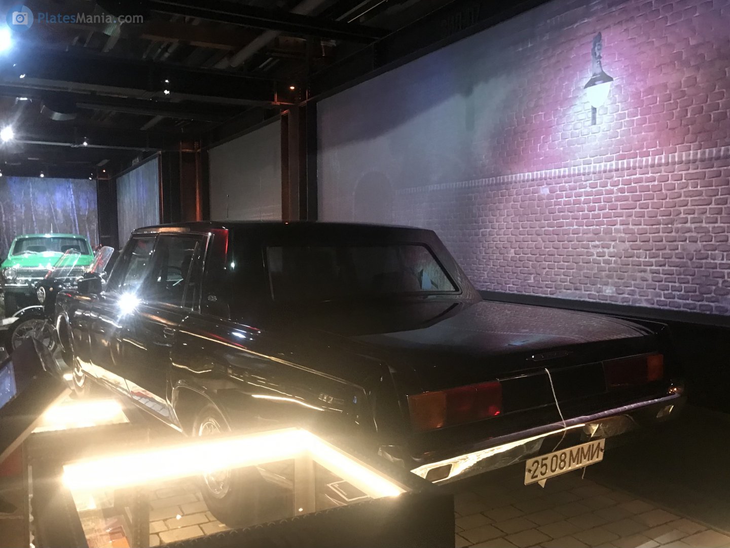 2508 ММИ, ZIL 117 117 Sedan, 1971–1978