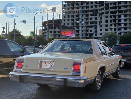 н855тт78, Ford Crown Victoria