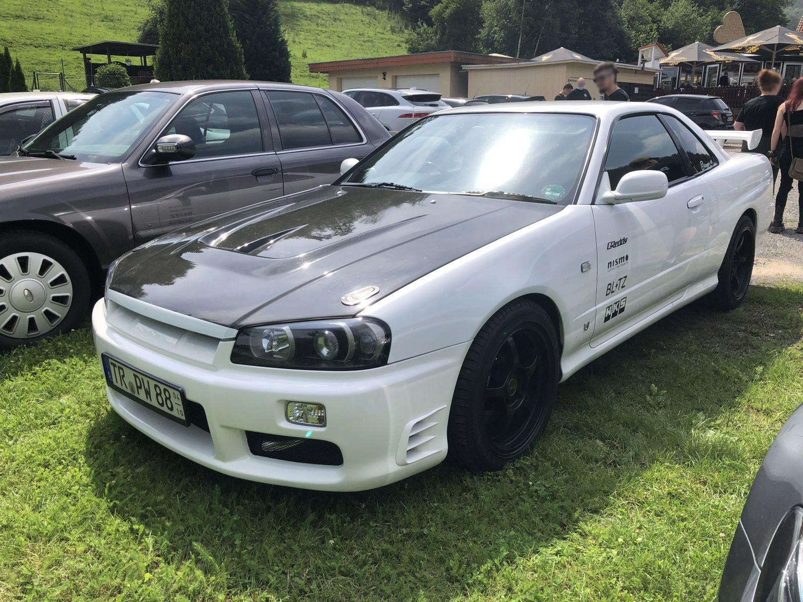 TR PW 88 (04/10), Nissan Skyline 10th gen Coupé (R34), 1998–2001