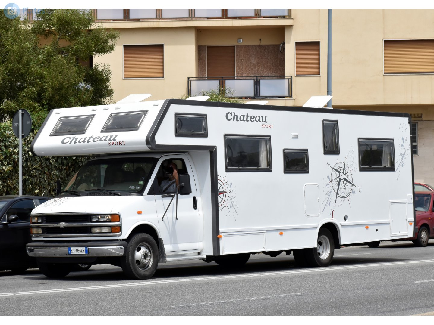 EJ 163 LF, Thor Chateau 