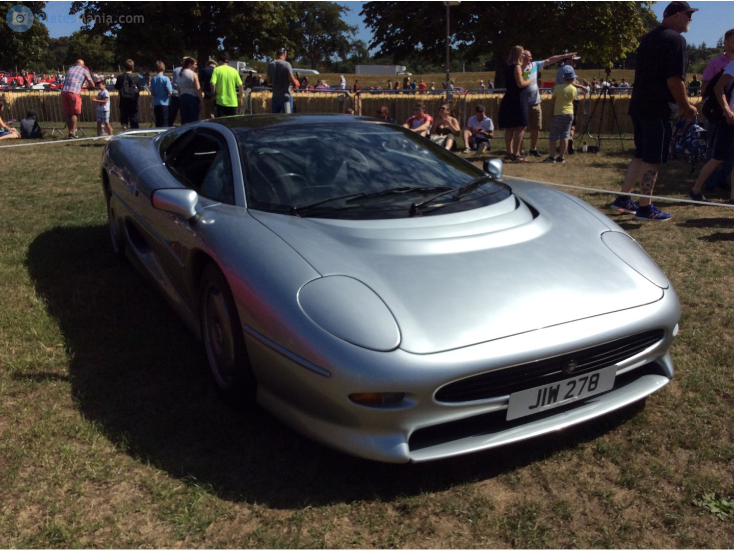 JIW278, Jaguar XJ220 