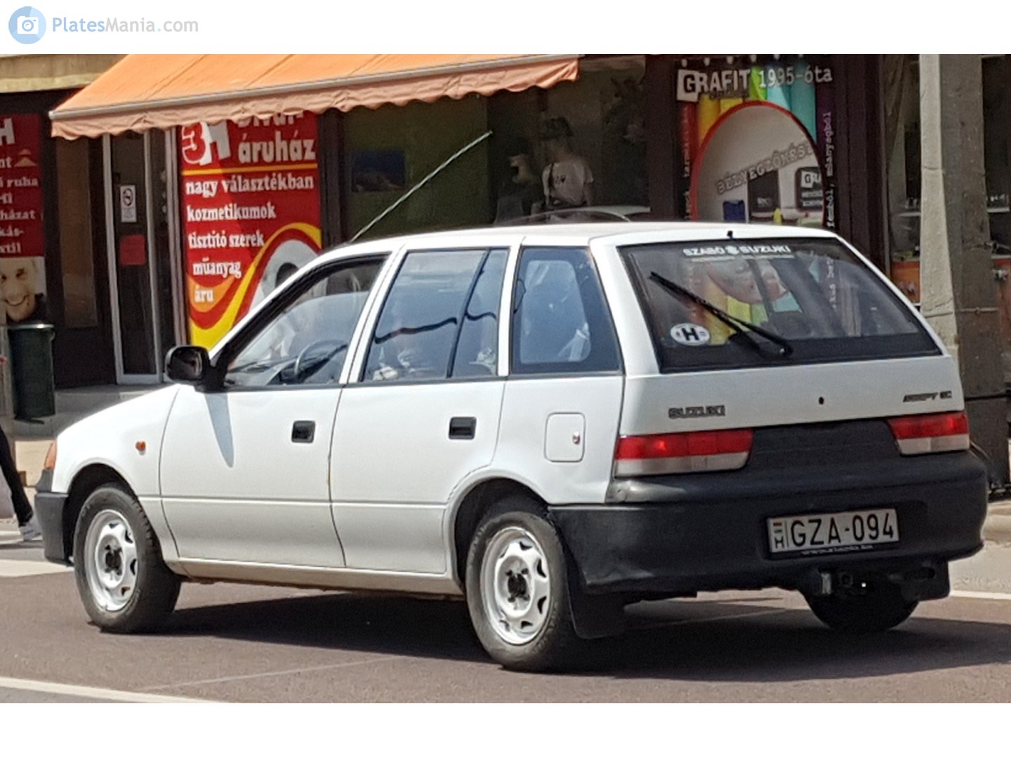 GZA-094, Suzuki Swift 2nd gen 5-door Hatch (SF), facelift, 1996–2004