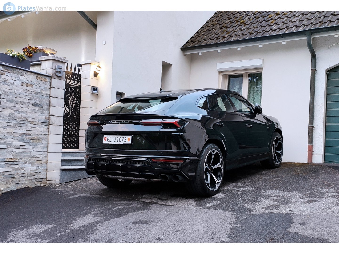 GE 31073, Lamborghini Urus 1st gen, 2018–