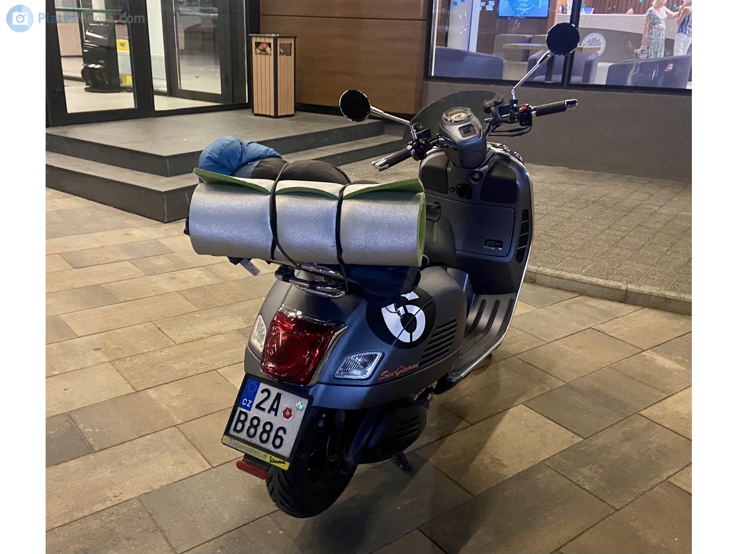 2A B886, Vespa Sei Giorni 