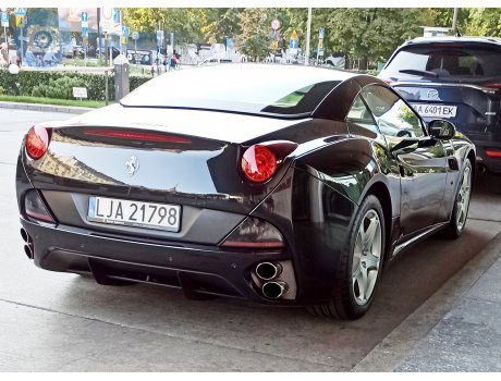 LJA 21798, Ferrari California