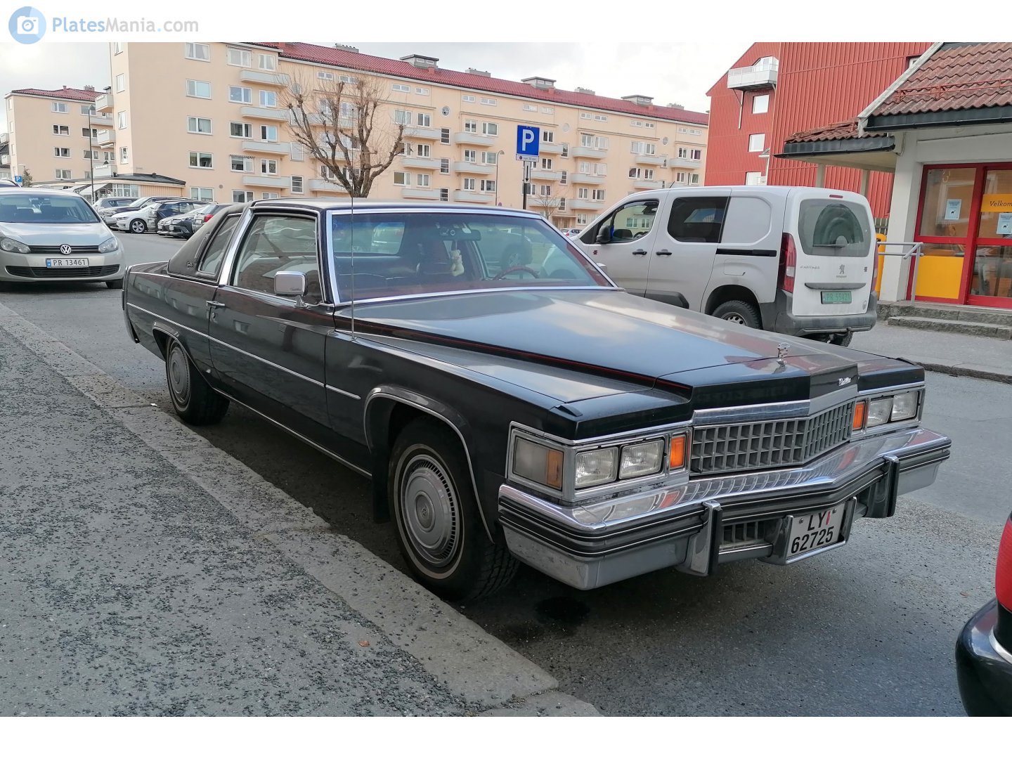 LY 62725, Cadillac DeVille 5th gen 2-door Coupé (D47/M47; C-body), 1976–1985