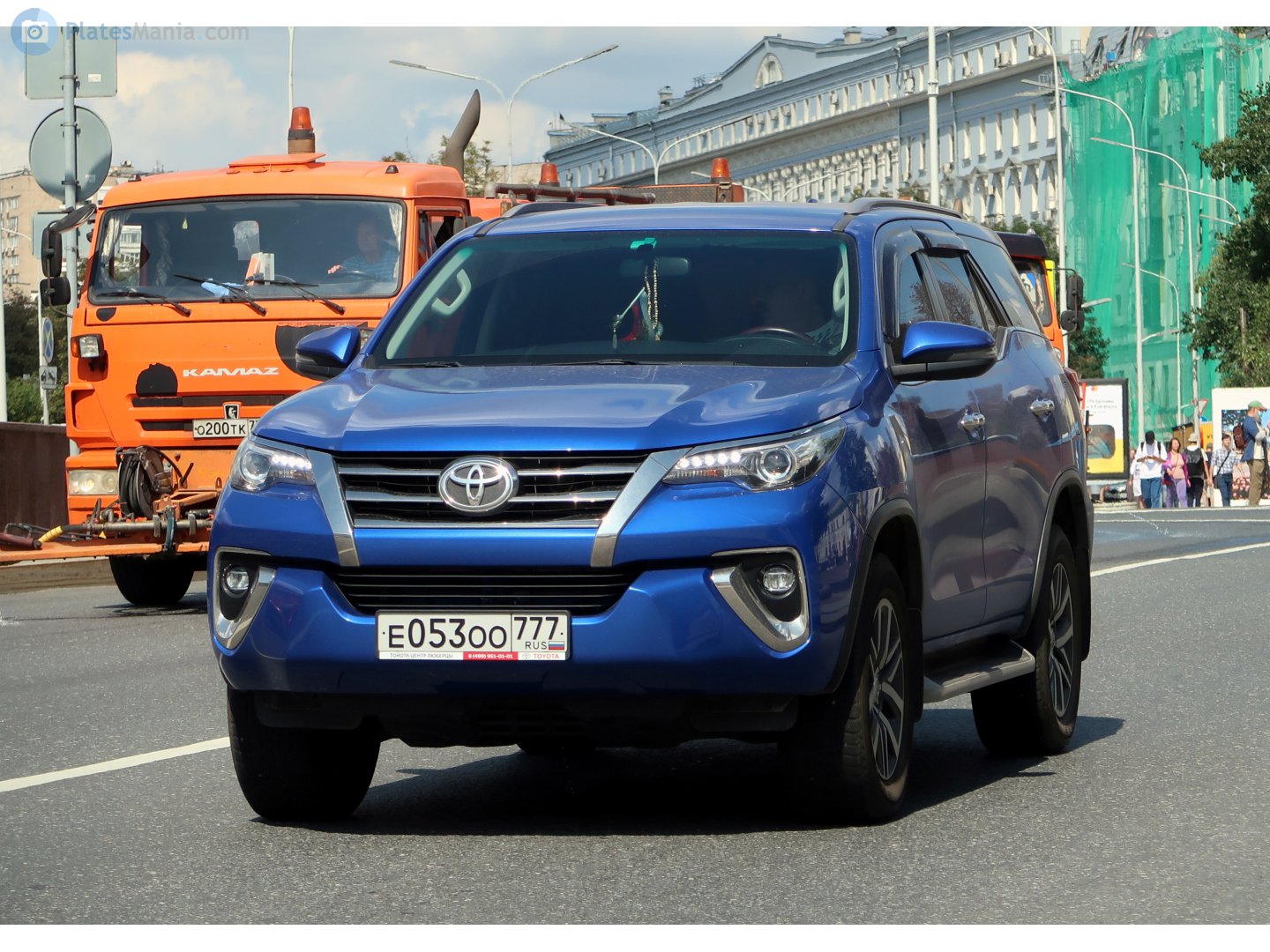 е 053 оо 777, Toyota Fortuner 2nd gen (AN160), 2015–