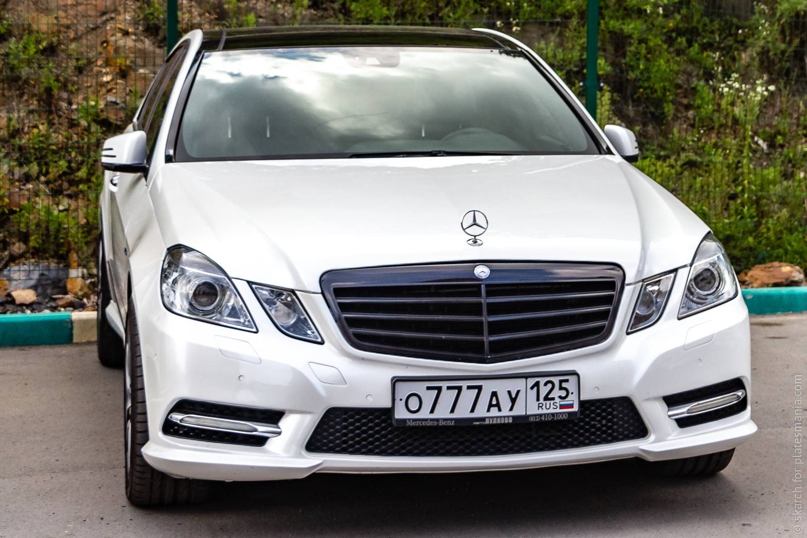 о 777 ау 125, Mercedes-Benz E-Klasse 4th gen Sedan (W212), 2009­–2013