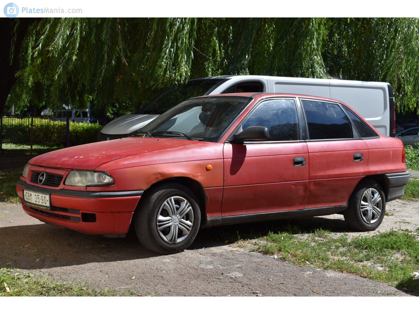 CBM 35-90, Opel Astra 1st gen Sedan (F; T92), 1992–1998 (–2002 for Eastern Europe)