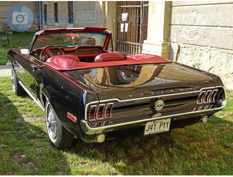 J41 PYY, Ford Mustang