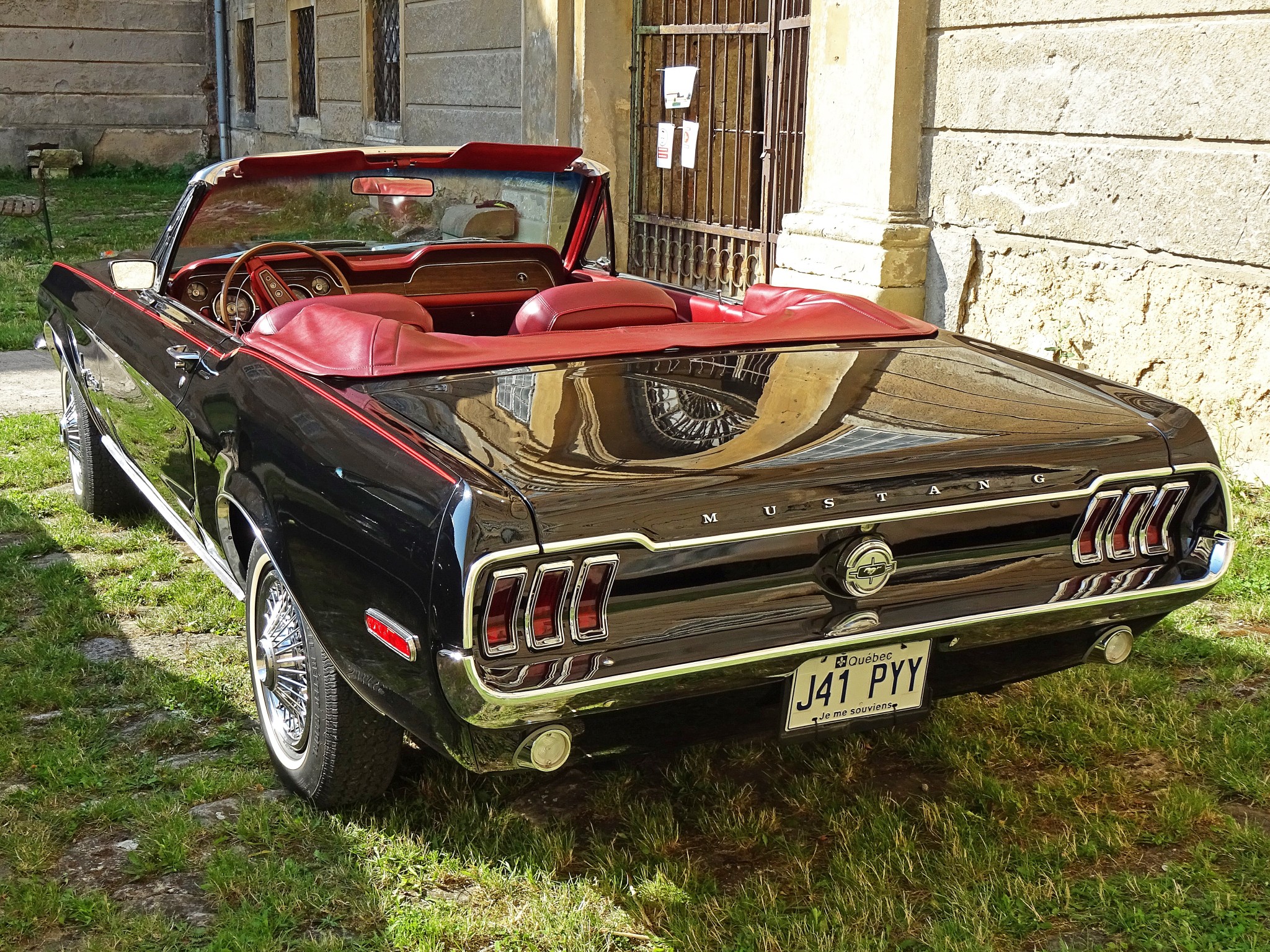 J41 PYY, Ford Mustang 1st gen 2-door Convertible (76), 1964–1970