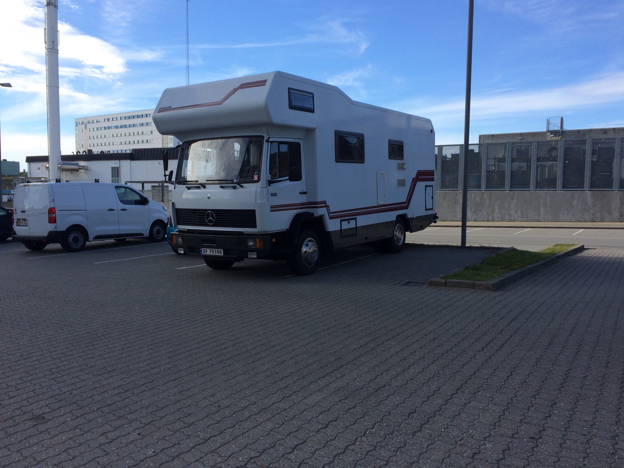 DF 79398, Mercedes-Benz LK-Series 1st gen, 1984–1998