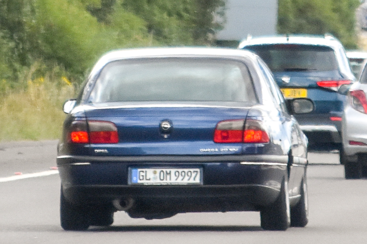 GL OM 9997, Opel Omega 2nd gen Sedan (B; V94), 1994–1999