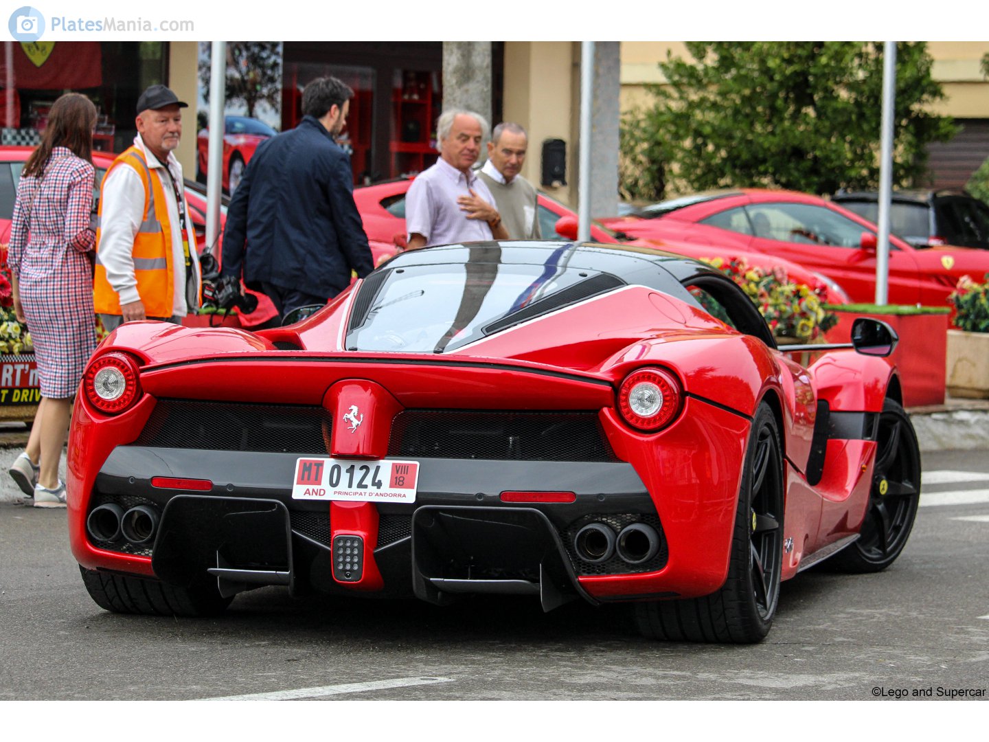 0124, Ferrari LaFerrari 1st gen Aperta (F150), 2016–2018