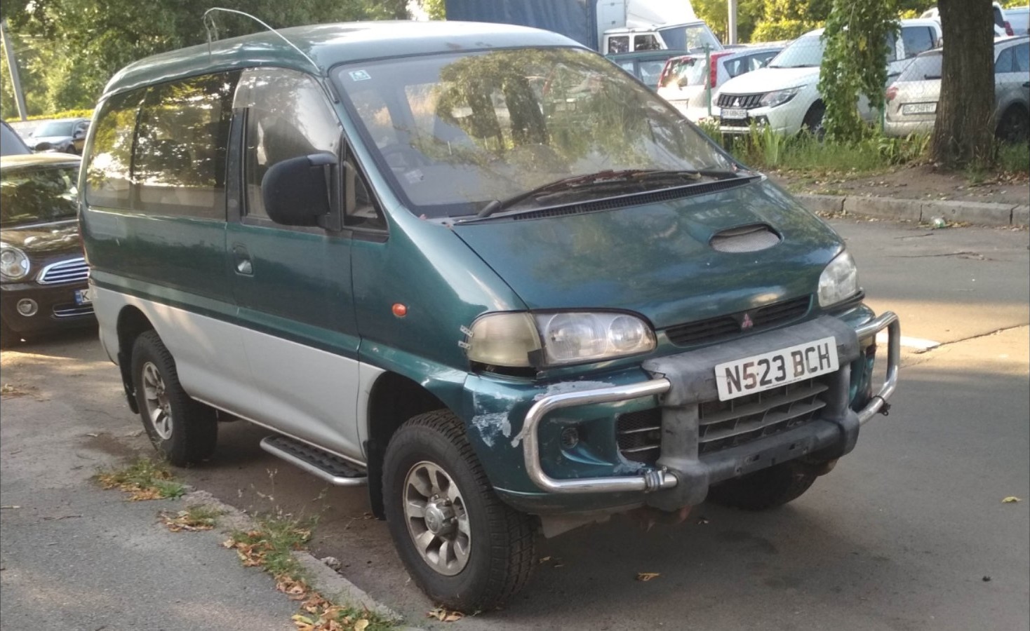 N523BCH, Mitsubishi Delica 4th gen Space Gear, 1994­–2007