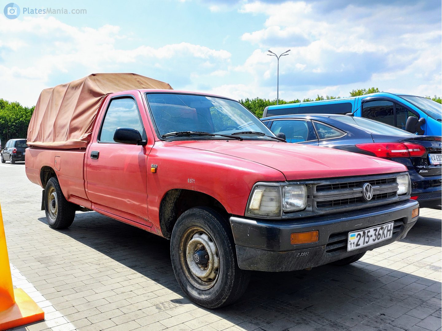 11 215-36 KH, Volkswagen Taro 1st gen (7A), 1989–1997