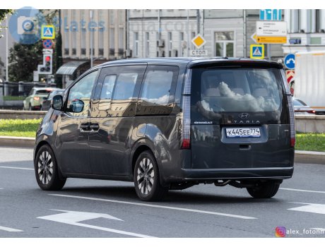 к445ее774, Hyundai Staria