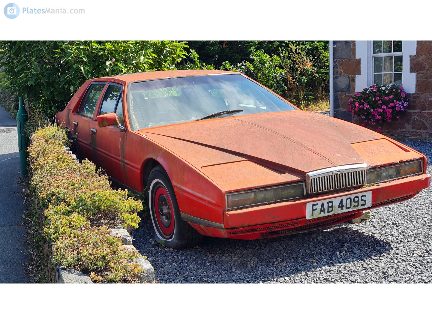 FAB409S, Aston Martin Lagonda Series 1/2/3, 1976–1987